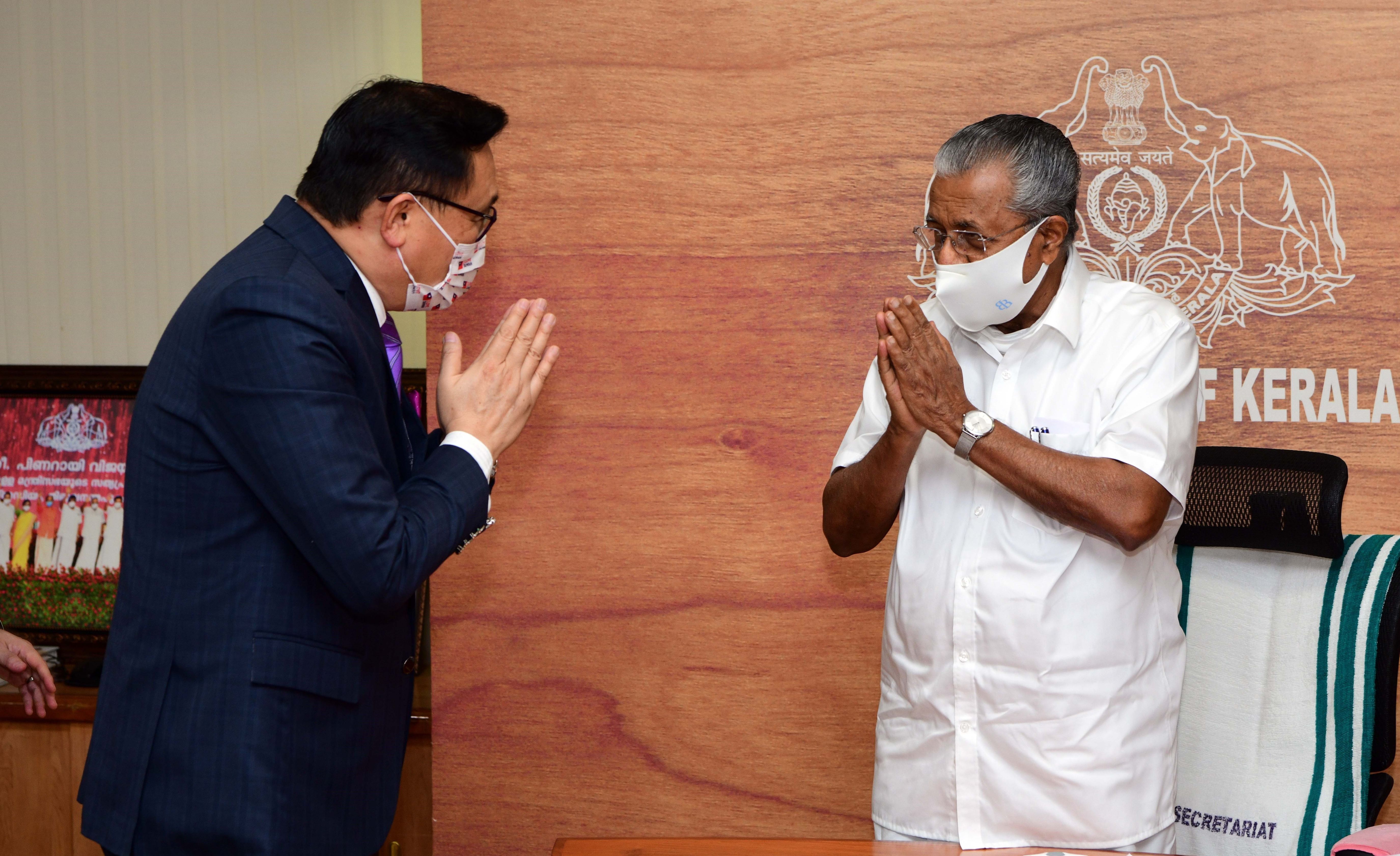 തായ് പേയ്‌ ഇക്കണോമിക് & കൾച്ചറൽ സെന്റർ ഡയറക്ടർ ജനറല്‍ ബഹു . മുഖ്യമന്ത്രിയുമായി കൂടിക്കാഴ്ച നടത്തുന്നു (28/09/2021)